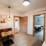 Appartement Haus Kulala - Stilvolle Zwischen Bergen & Afrikanischem Flair Kaprun