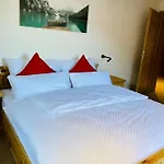 Haus Kulala - Stilvolle Zwischen Bergen & Afrikanischem Flair Appartement *
