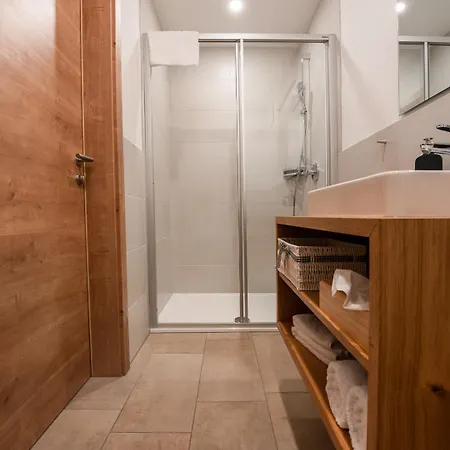 Appartement Haus Kulala - Stilvolle Zwischen Bergen & Afrikanischem Flair Kaprun
