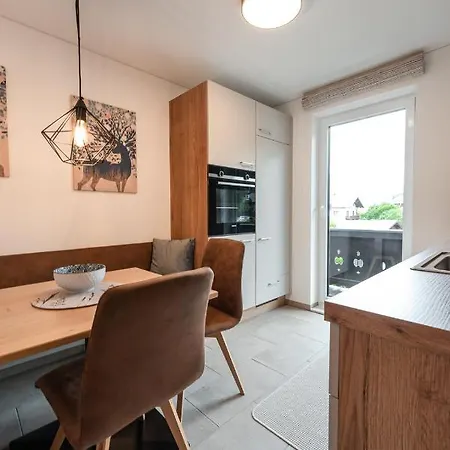 Haus Kulala - Stilvolle Zwischen Bergen & Afrikanischem Flair Appartement *