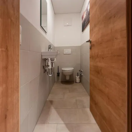Haus Kulala - Stilvolle Zwischen Bergen & Afrikanischem Flair Apartment *