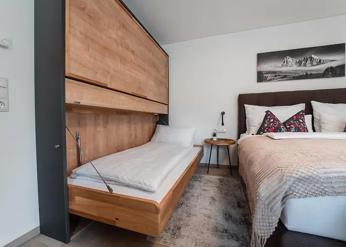 Haus Kulala - Zentrale In Капрун