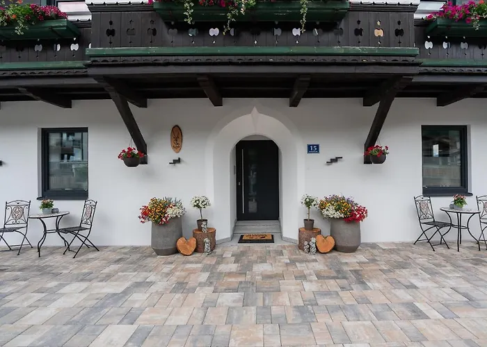 Haus Kulala - Zentrale In * Капрун