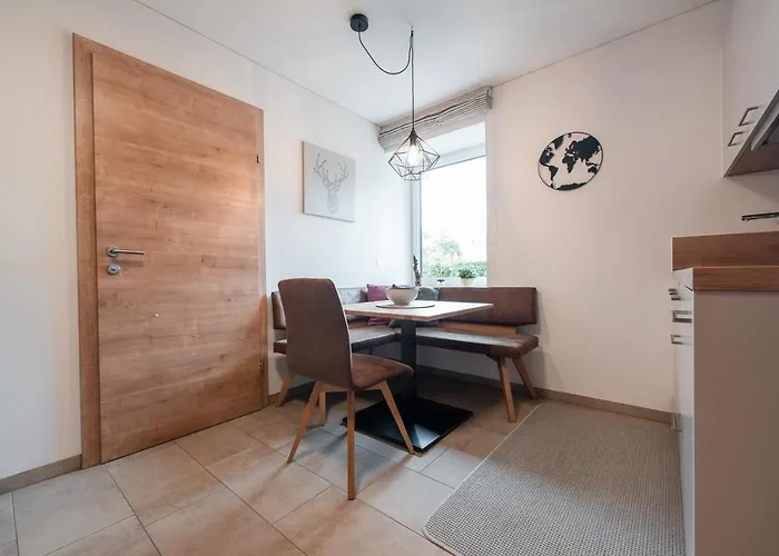 Haus Kulala - Zentrale In Капрун