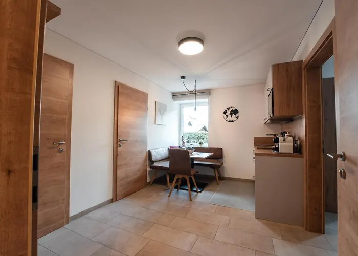 Haus Kulala - Zentrale In * Капрун