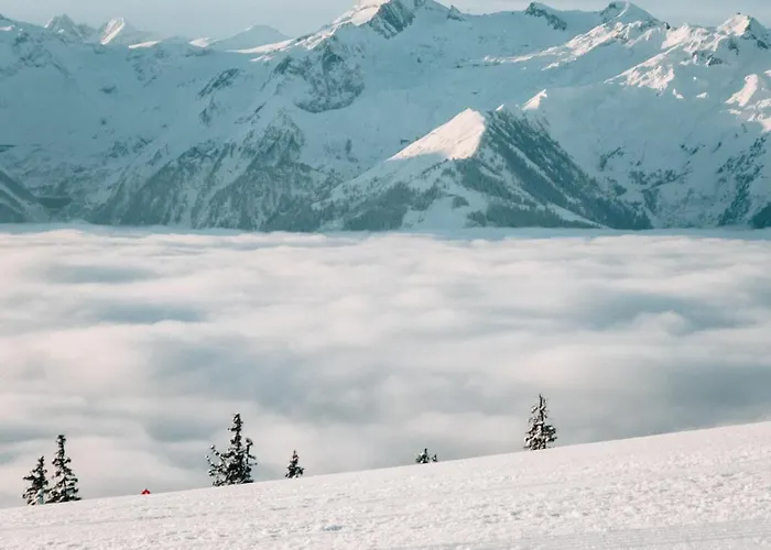 Апартаменты Haus Kulala - Zentrale In Капрун